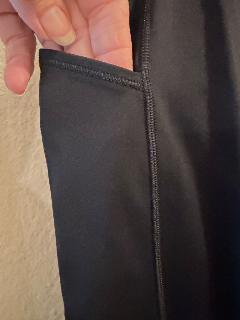 💎 Lululemon Fast and Free High-Rise Cropped Leggings 19" - Black (Size 6) ✨ - Picture 8 of 8
